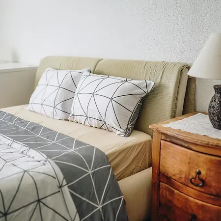 Sunny Cozy Flat - Terrace & Ocean View Apartment